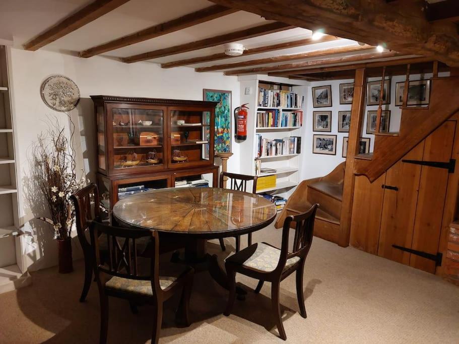 Stable - Sleeps 6, Near Lulworth Cove Dorchester