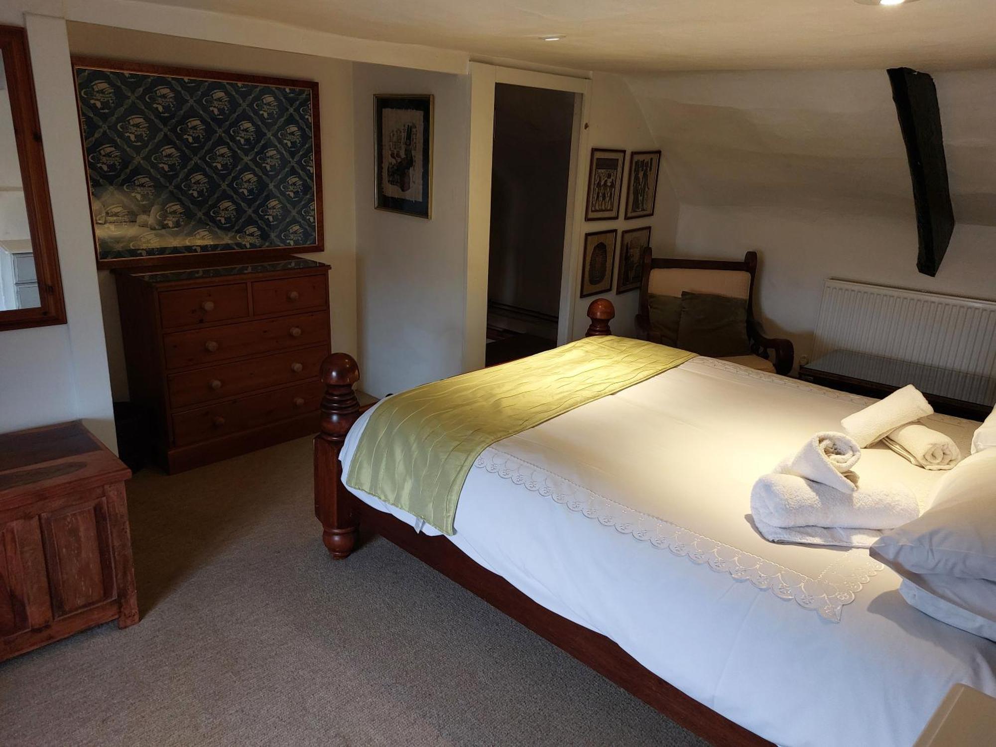 Stable - Sleeps 6, Near Lulworth Cove Holiday home
